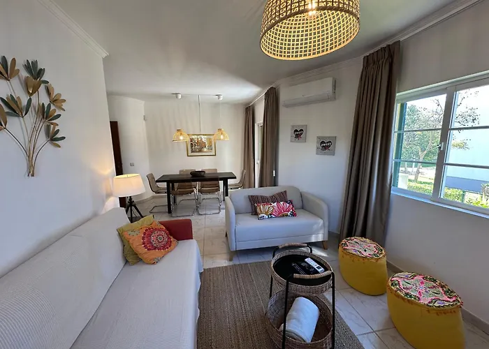 Citymar By Fhr T2 Com Piscina Apartamento *